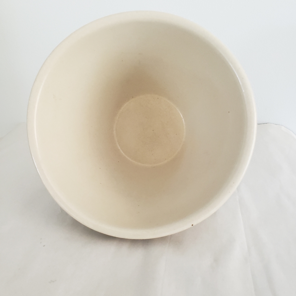 ROSEVILLE POTTERY - Picture 2 of 3